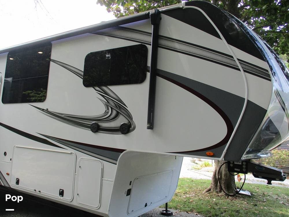 2022 Solitude 390 RK by Grand Design from Pop RVs in Dagsboro, Delaware