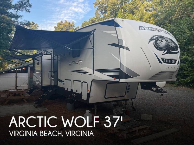 Used 2021 Cherokee Arctic Wolf 3770SUITE available in Virginia Beach, Virginia