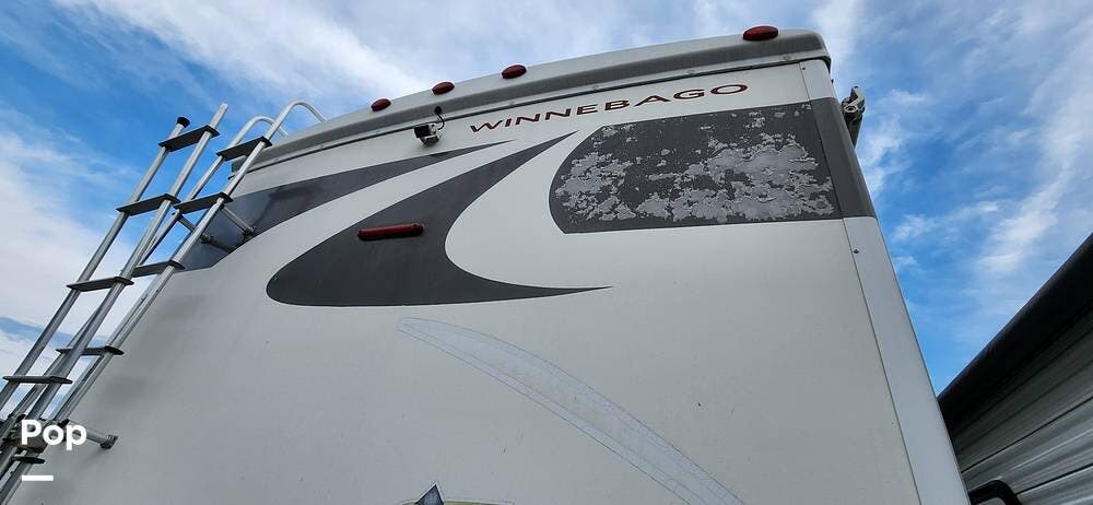 2007 Sightseer 35J by Winnebago from Pop RVs in Mckinney, Texas