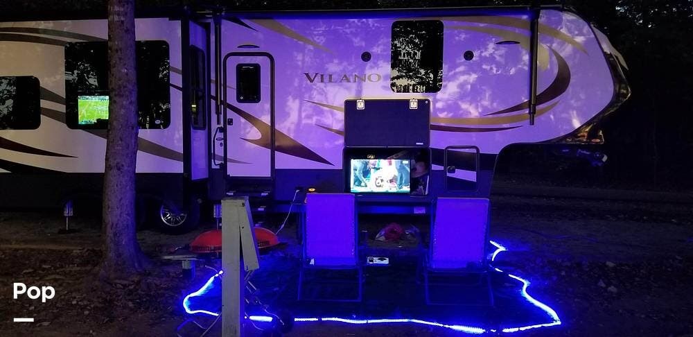 Used 2017 Vanleigh Vilano 365RL available in Huntsville, Alabama