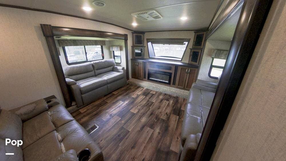 2020 Forest River Sandpiper 379FLOK - Used Fifth Wheel For Sale by Pop RVs in Kissimmee, Florida features Awning, Air Conditioning, Slideout, Leveling Jacks
