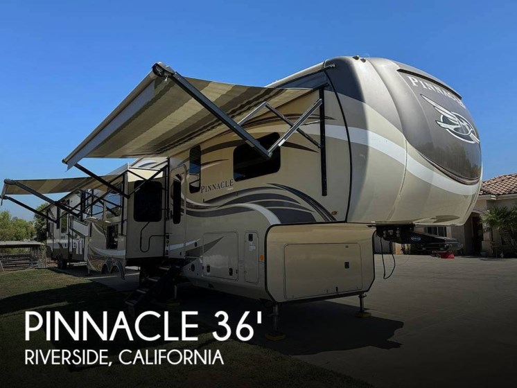 Used 2020 Jayco Pinnacle 32RLTS available in Riverside, California