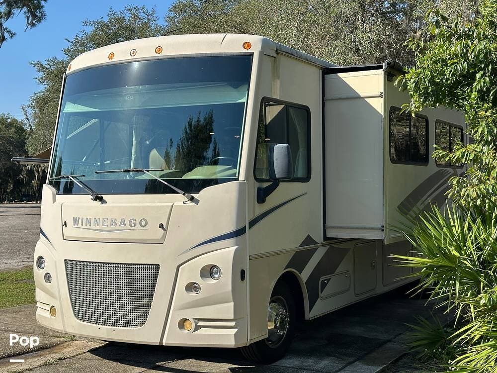 2018 Sunstar 32YE by Winnebago from Pop RVs in Jacksonville, Florida