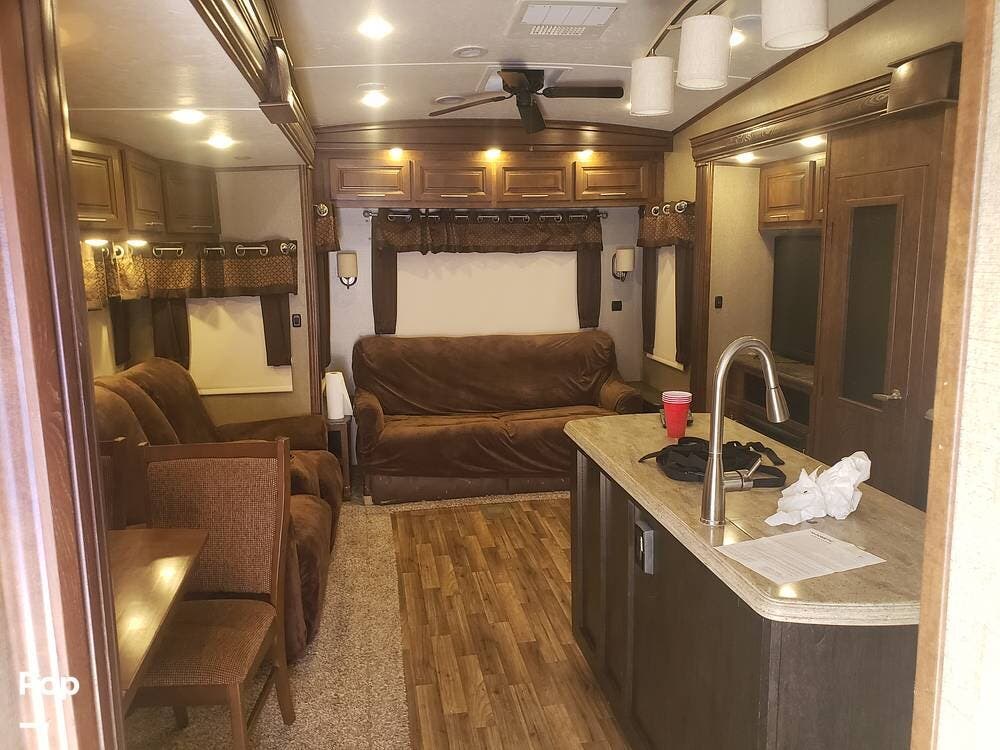 2016 Brookstone 395RL by Coachmen from Pop RVs in Foley, Alabama