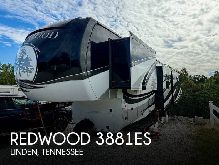 Used 2019 CrossRoads Redwood 3881ES available in Linden, Tennessee