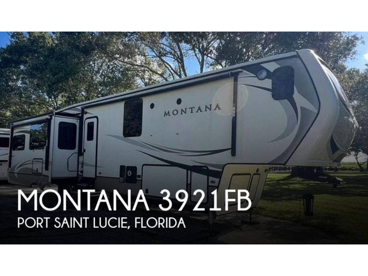 Used 2019 Keystone Montana 3921FB available in Port Saint Lucie, Florida