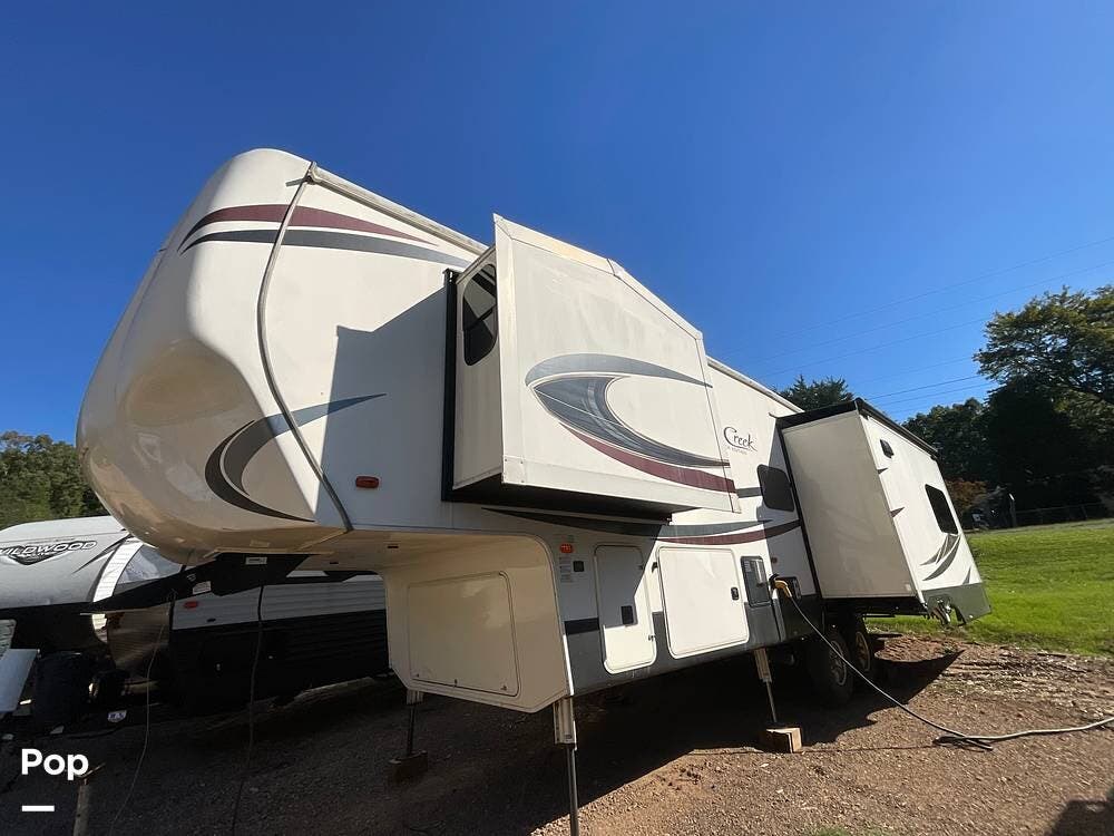 2018 Cedar Creek 29RE by Forest River from Pop RVs in Pickens, South Carolina
