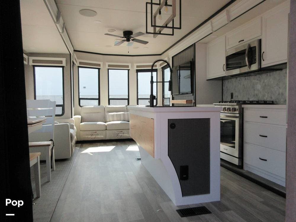 2023 Cedar Creek 40CRS by Forest River from Pop RVs in La Feria, Texas