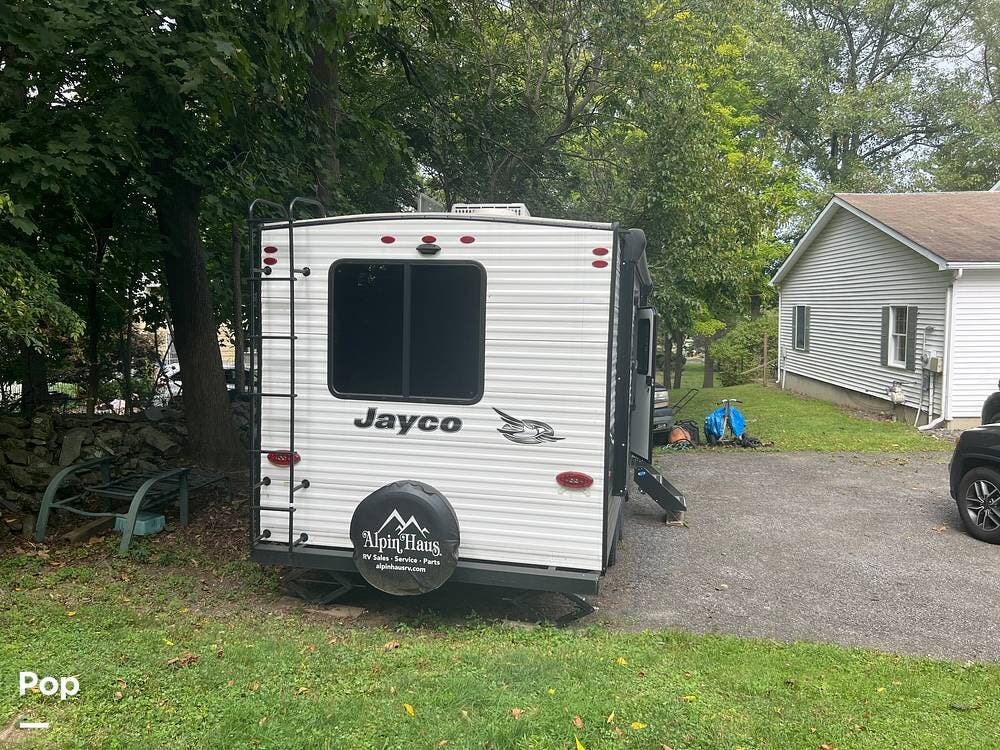 2022 Jay Flight 212QB by Jayco from Pop RVs in Cornwall-on-hudson, New York