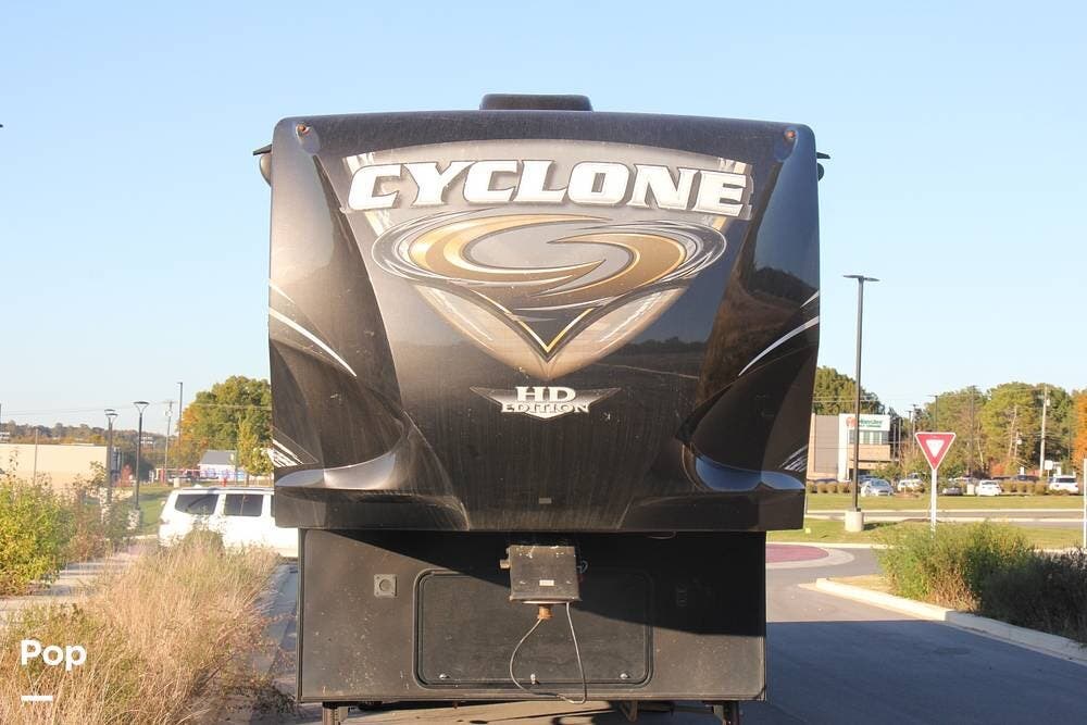Used 2014 Heartland Cyclone 3950 available in Ringgold, Georgia