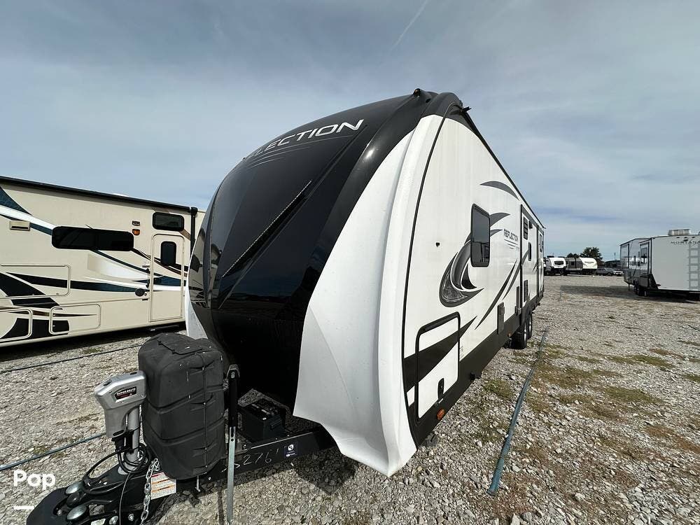 Used 2021 Forest River Reflection 312BHTS available in Belleville, Illinois