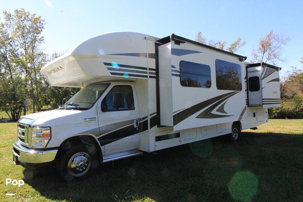 2019 Odyssey 29V by Entegra Coach from Pop RVs in Goshen, Ohio