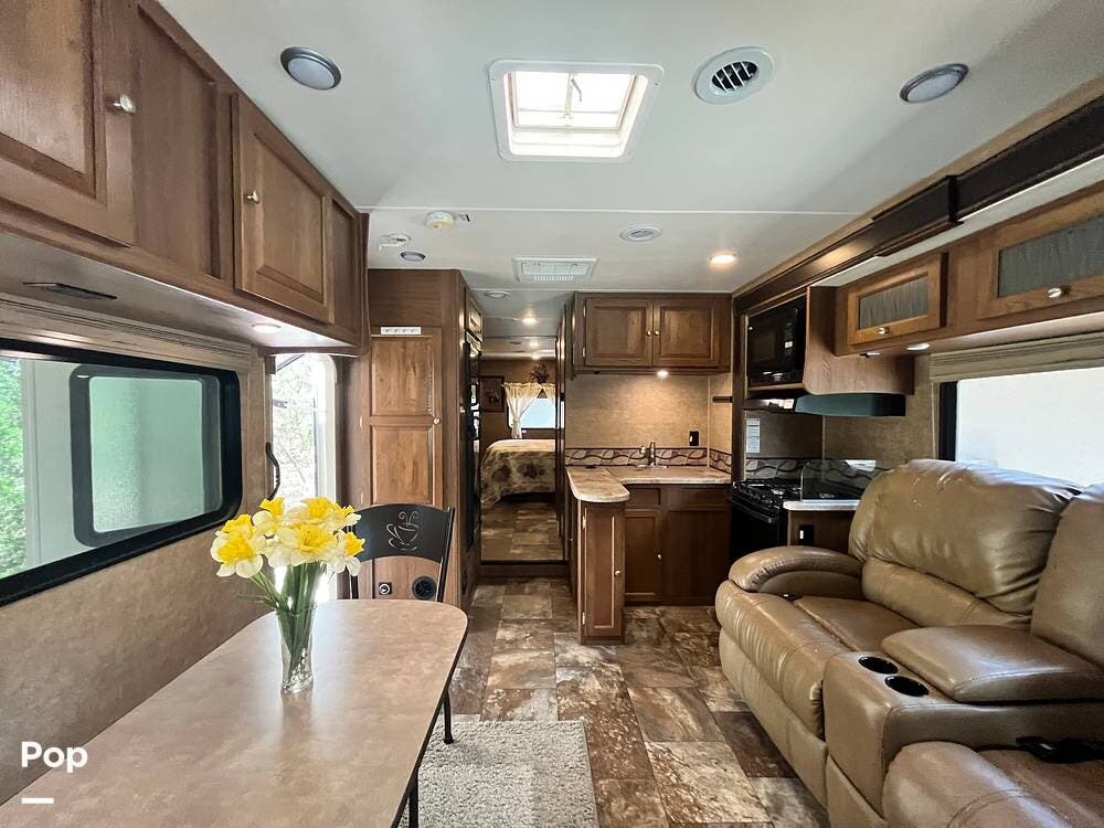 2016 Leprechaun 320BH by Coachmen from Pop RVs in Canyon Lake, Texas