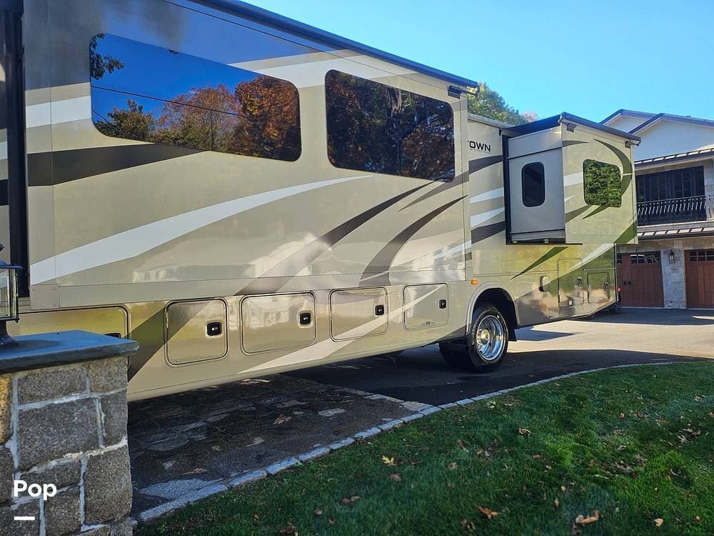 2020 Forest River Georgetown GT5 36B5 - Used Class A For Sale by Pop RVs in Orange, Connecticut features Awning, Slideout, Leveling Jacks, Generator, Air Conditioning
