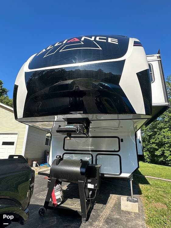 2022 Alliance RV Valor 40V13 RV for Sale in Harriman, TN 37748 410612
