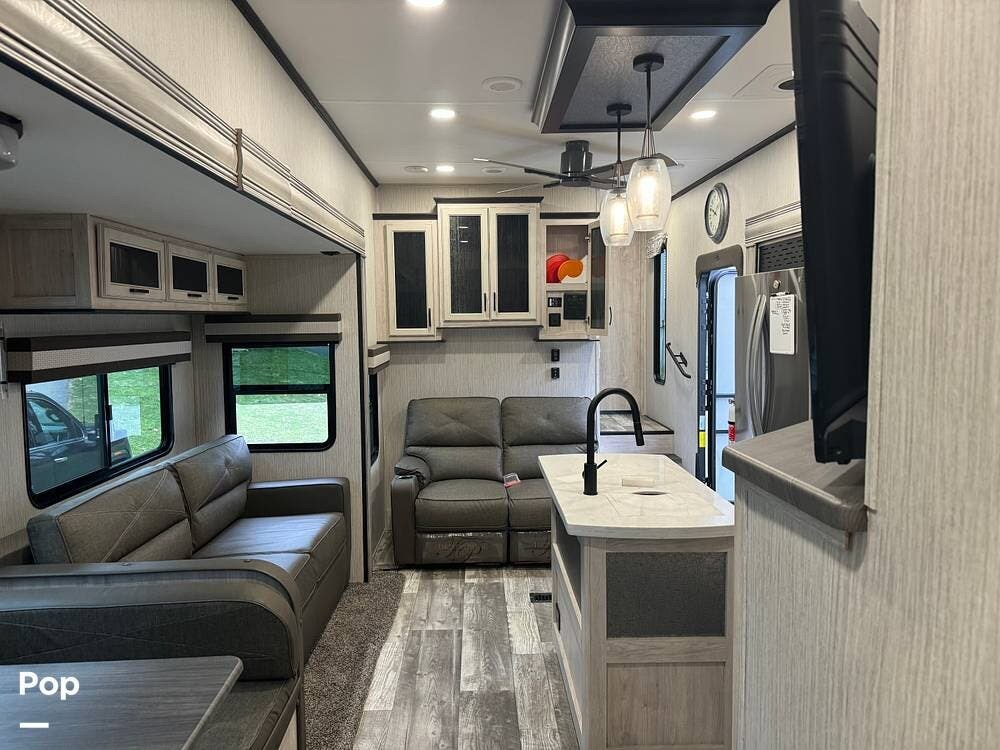 2022 Sierra 384QBOK by Forest River from Pop RVs in Northborough, Massachusetts