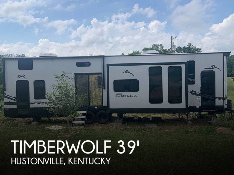 Used 2024 Cherokee Timberwolf Black Label 39LBBL available in Hustonville, Kentucky