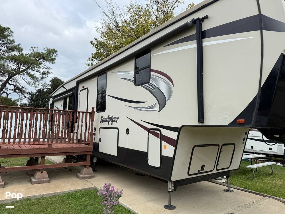 Used 2018 Forest River Sandpiper 378FB available in Seven Points, Texas