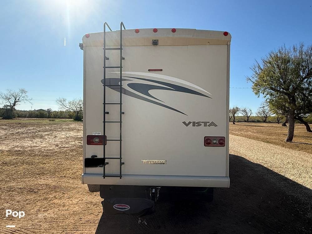 Used 2015 Winnebago Vista 30T available in Hondo, Texas