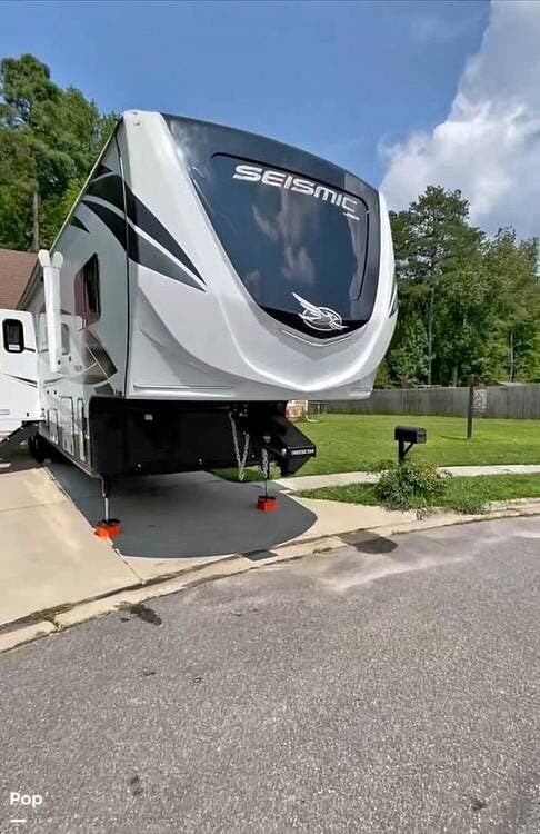 2021 Seismic 4113 by Jayco from Pop RVs in Ashland, Virginia