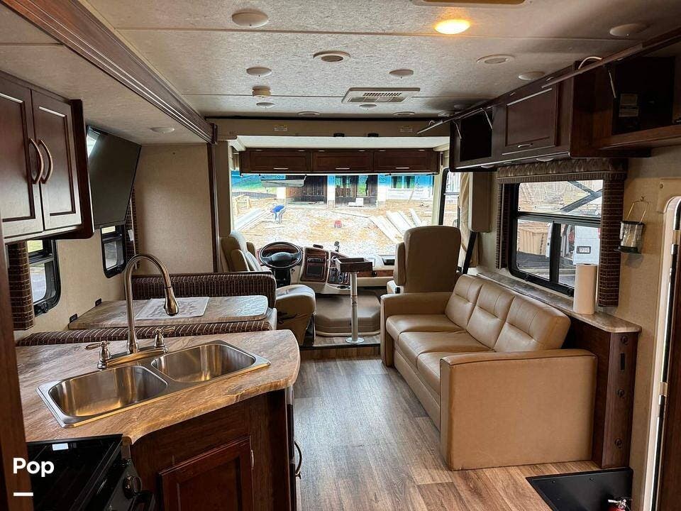 2019 Pursuit 31BHP by Coachmen from Pop RVs in Dallas, Georgia