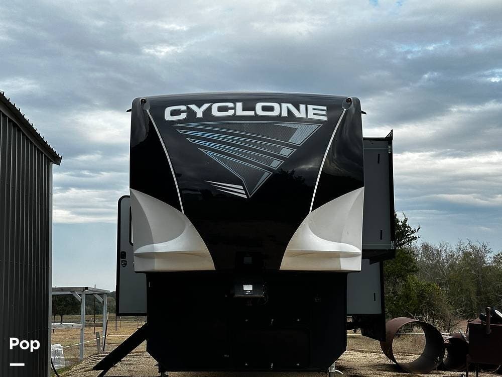 2021 Heartland Cyclone 4115 #431509 - For Sale in Weimar, TX