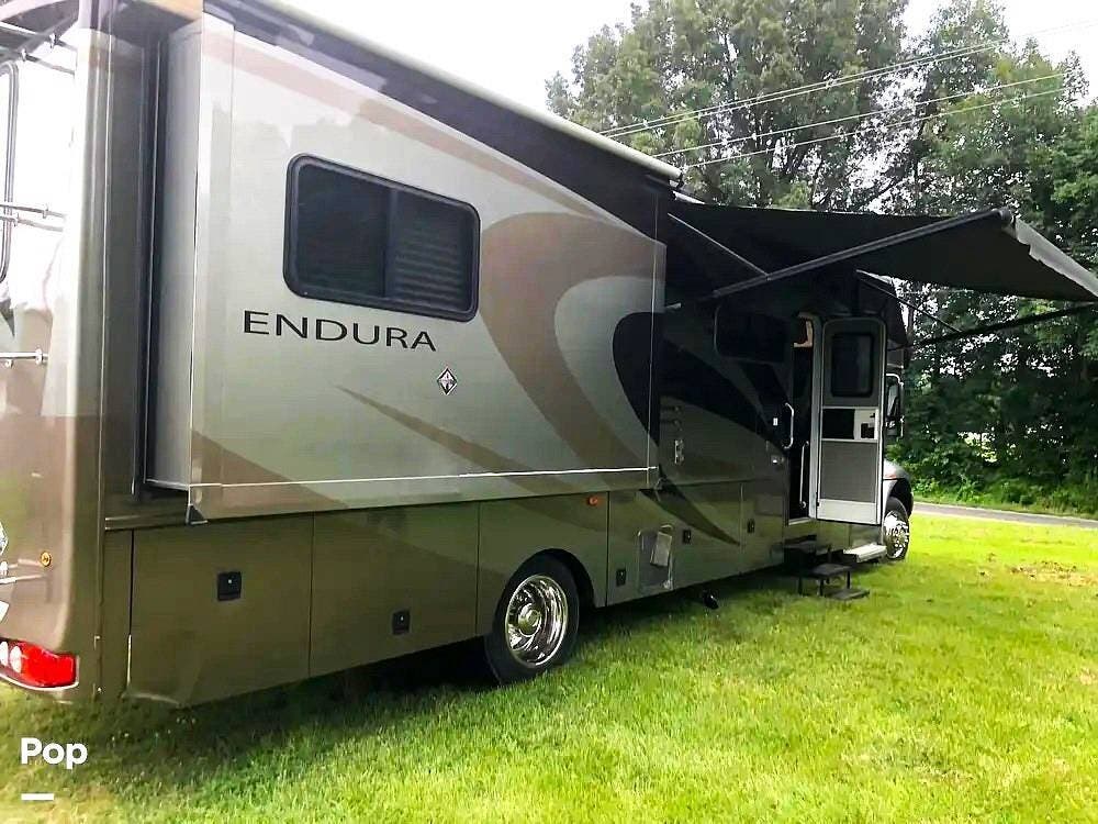 2008 Endura 6341 by Gulf Stream from Pop RVs in Jensen Beach, Florida