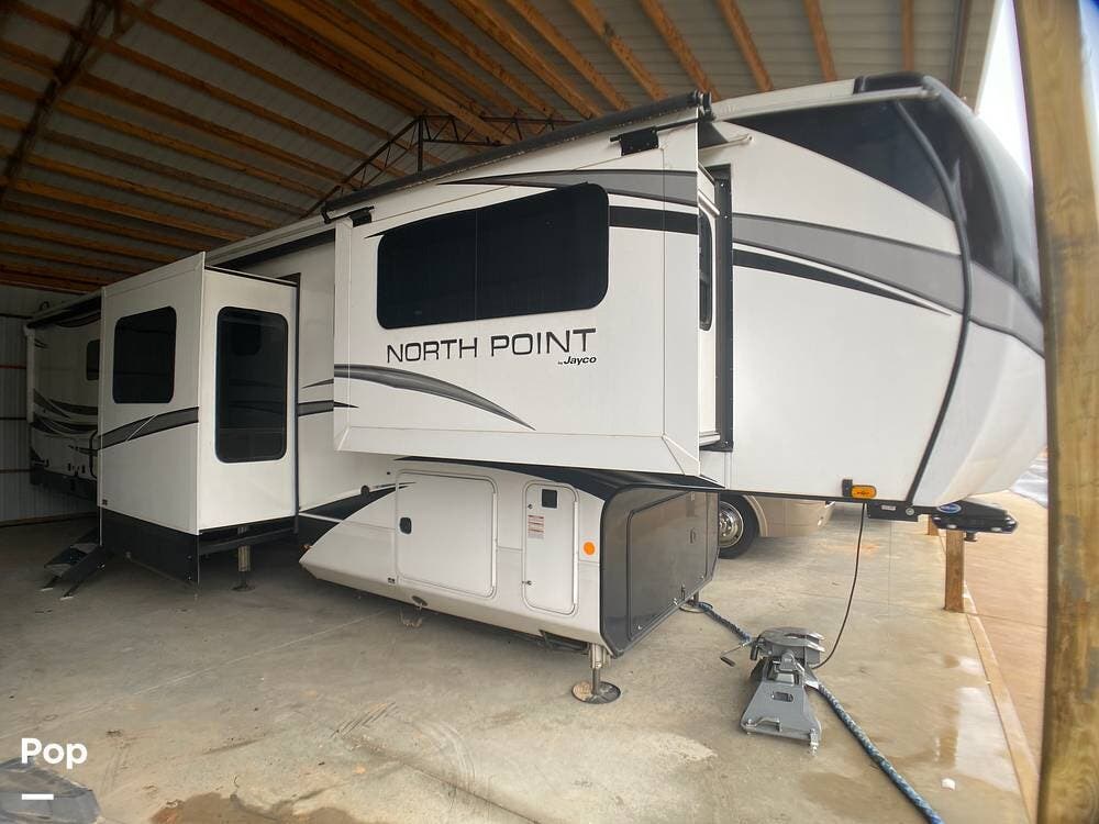 2022 Jayco North Point 382FLRB - Used Fifth Wheel For Sale by Pop RVs in Phenix City, Alabama features Air Conditioning, Generator, Slideout, Leveling Jacks, Awning