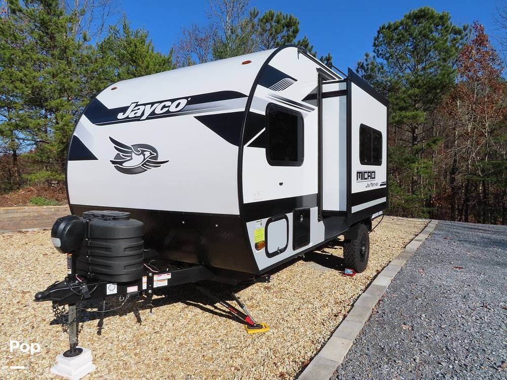 2024 Jayco Jay Feather 166FBS - Used Travel Trailer For Sale by Pop RVs in Ranger, Georgia features Slideout, Awning, Air Conditioning