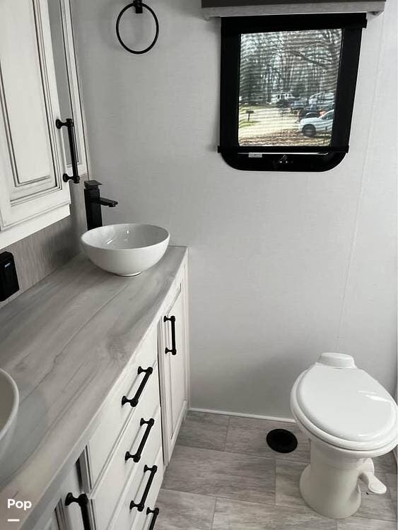 2023 Montana 3781RL by Keystone from Pop RVs in Pilesgrove, New Jersey