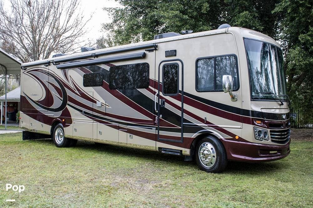 2018 Southwind 36P by Fleetwood from Pop RVs in Haines City, Florida
