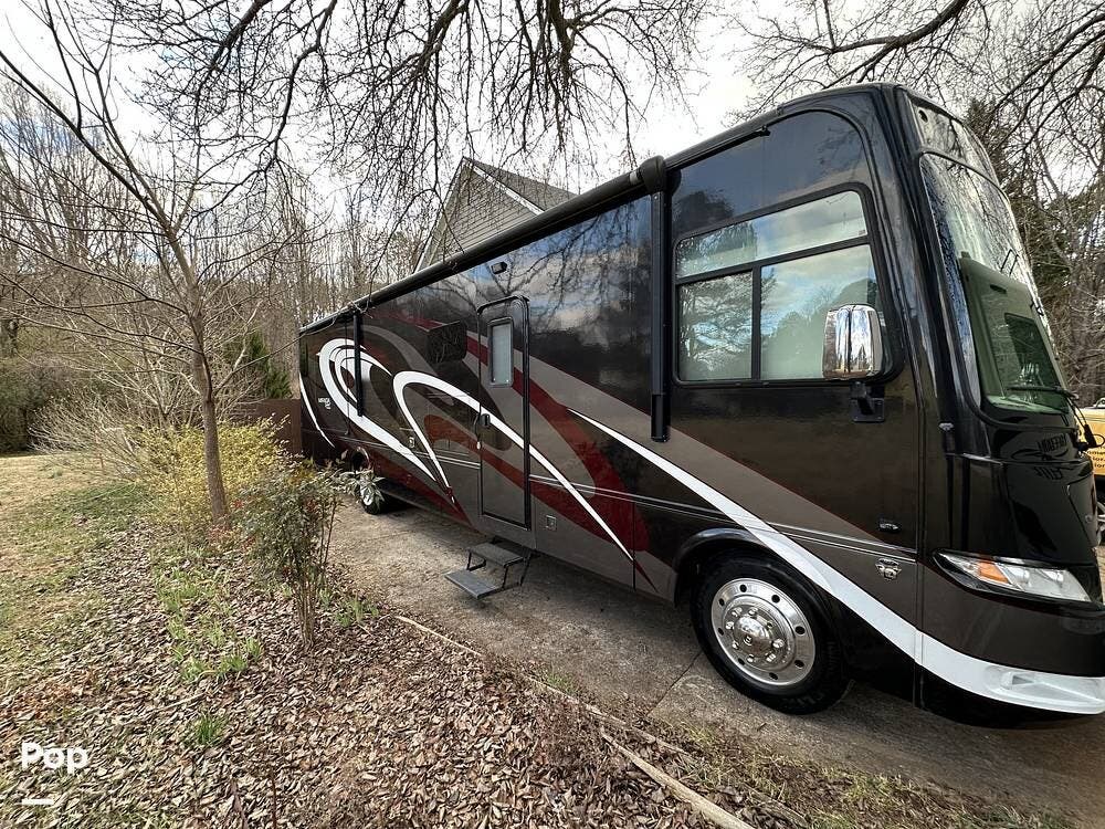 2017 Mirada 37LS by Coachmen from Pop RVs in Raleigh, North Carolina