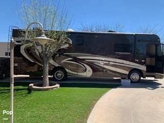 2015 Coachmen Cross Country SRS 360DL - Used Diesel Pusher For Sale by Pop RVs in El Paso, Texas features Slideout, Awning, Generator, Leveling Jacks, Air Conditioning