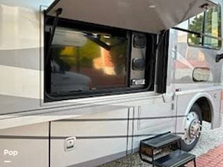2016 Sightseer 36Z by Winnebago from Pop RVs in Sonoma, California