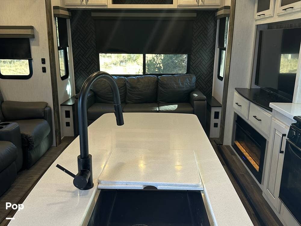 2022 Bighorn 32RS by Heartland from Pop RVs in Flagstaff, Arizona