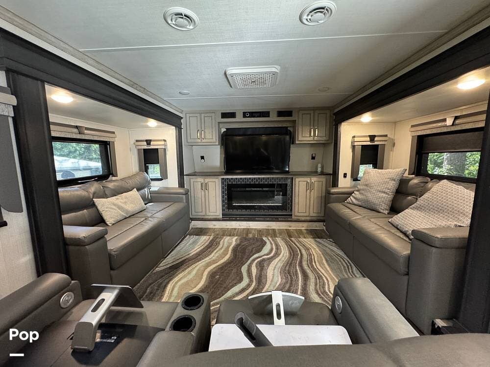 2022 Alpine 3712KB by Keystone from Pop RVs in Bradenton, Florida