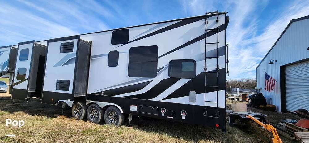2021 Voltage 4205 by Dutchmen from Pop RVs in Whitewright, Texas