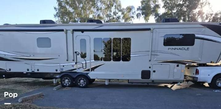 2023 Pinnacle 38FLGS by Jayco from Pop RVs in Rio Vista, California