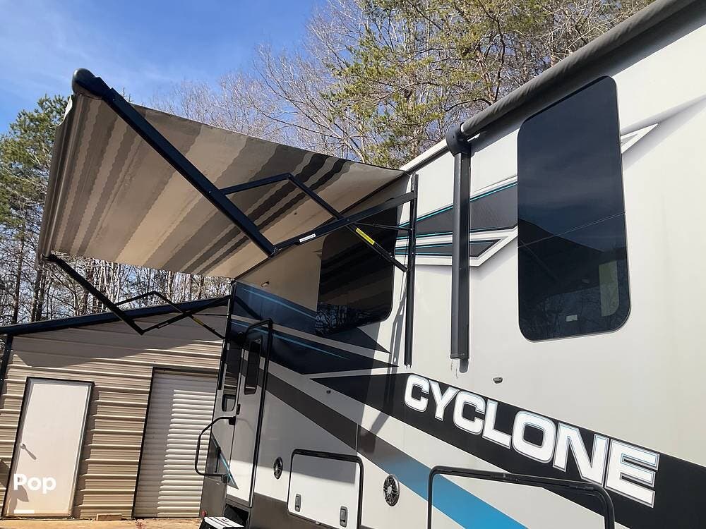 2021 Cyclone 4214 by Heartland from Pop RVs in Stanley, North Carolina