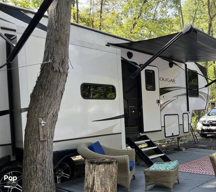 2022 Cougar 364BHL by Keystone from Pop RVs in Hamburg, Pennsylvania