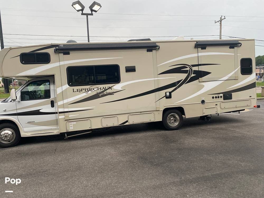 2015 Coachmen Leprechaun 280DS - Used Class C For Sale by Pop RVs in Roggen, Colorado features Generator, Air Conditioning, Awning, Slideout