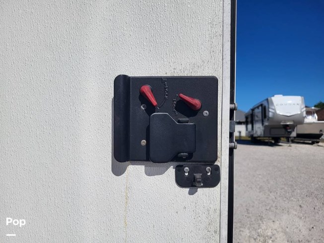 Unit Image