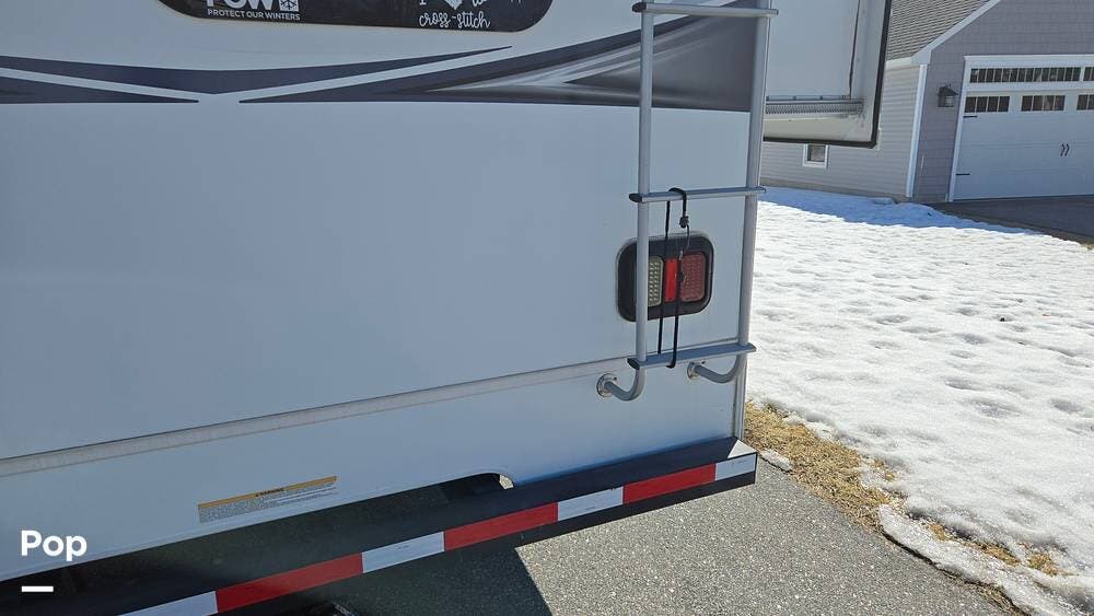 2018 Jayco Greyhawk 26Y - Used Class C For Sale by Pop RVs in Gorham, Maine features Air Conditioning, Leveling Jacks, Generator, Awning, Slideout