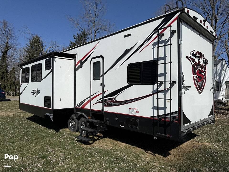 2017 Stryker 3212 by Cruiser RV from Pop RVs in Columbus, Ohio