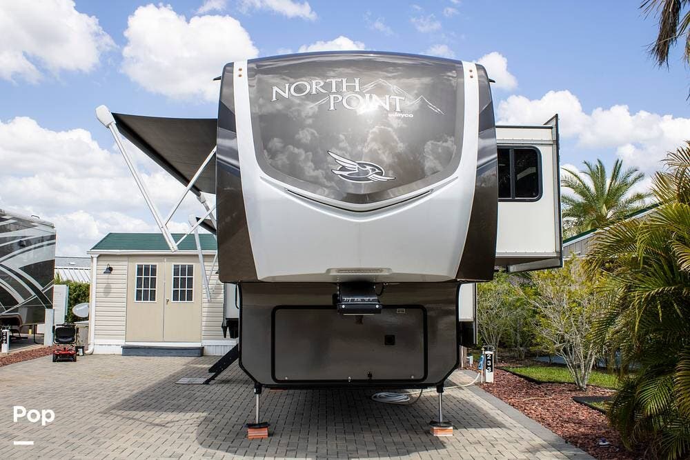 2021 Jayco North Point 377RLBH - Used Fifth Wheel For Sale by Pop RVs in Clermont, Florida features Air Conditioning, Awning, Leveling Jacks, Slideout