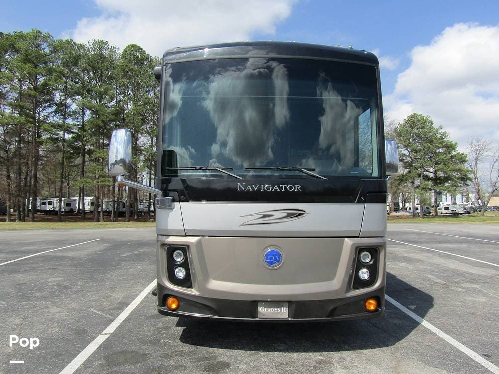 2019 Navigator 38F by Holiday Rambler from Pop RVs in Ooltewah, Tennessee