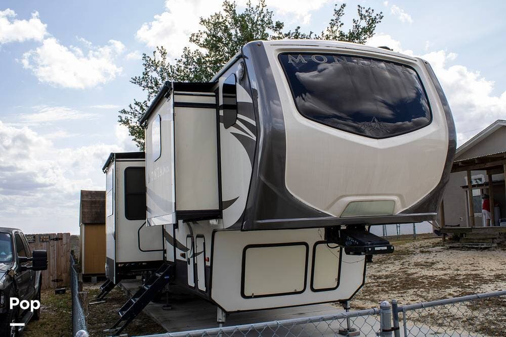Used 2018 Keystone Montana 3820FK available in Babson Park, Florida