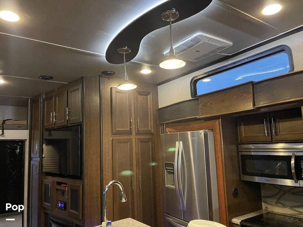 Used 2016 Keystone Fuzion Chrome 422 available in Willamina, Oregon