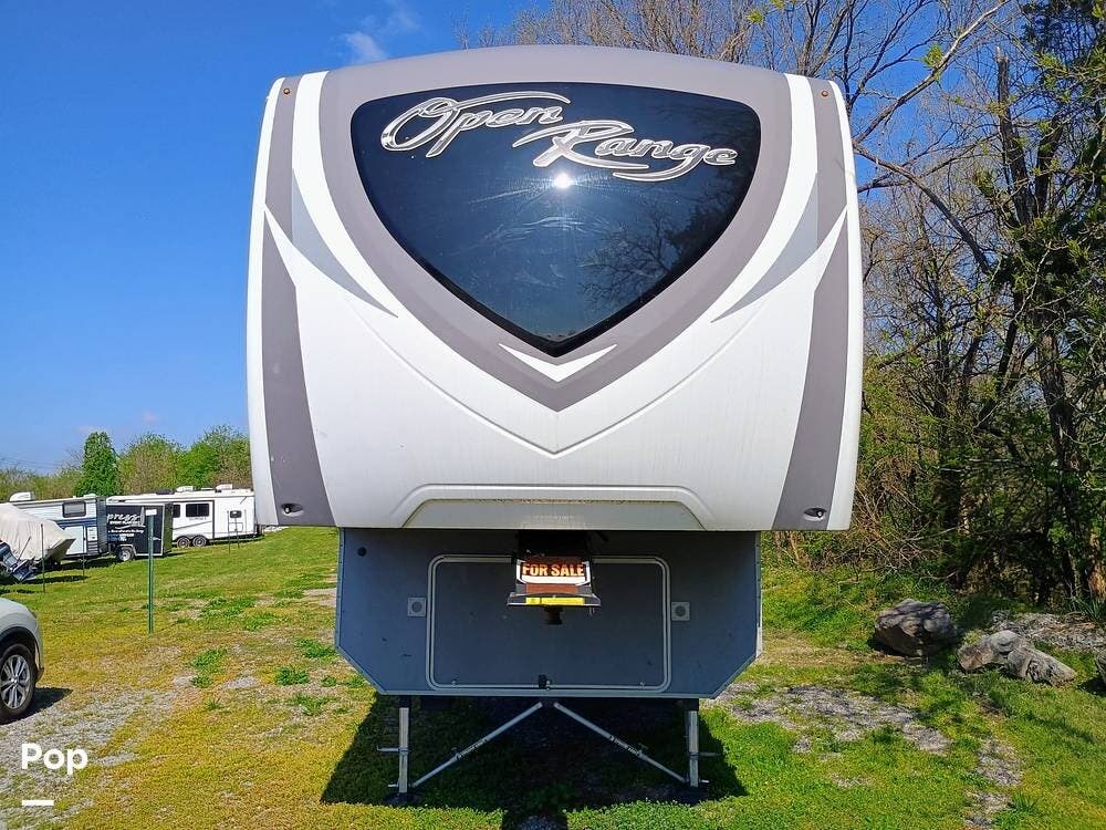 2021 Highland Ridge Open Range 371MBH - Used Fifth Wheel For Sale by Pop RVs in Murfreesboro, Tennessee features Air Conditioning, Leveling Jacks, Slideout