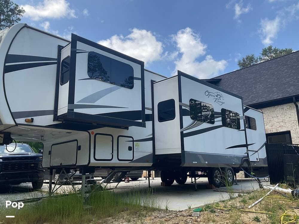 Used 2022 Highland Ridge Open Range 376FBH available in Gastonia, North Carolina